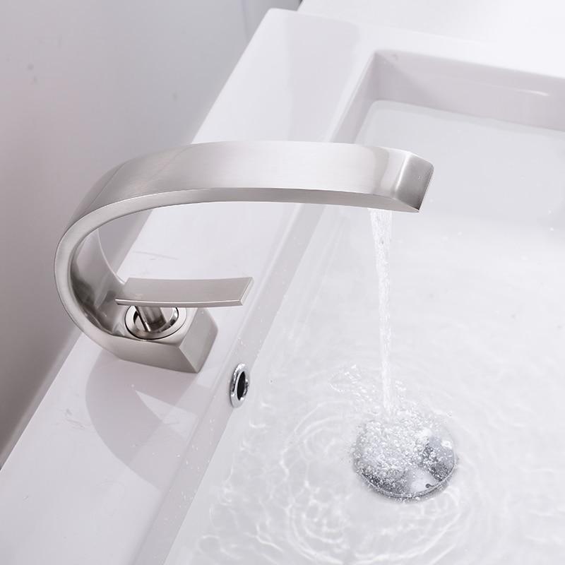 Modern Gooseneck Single-Handle Basin Faucet