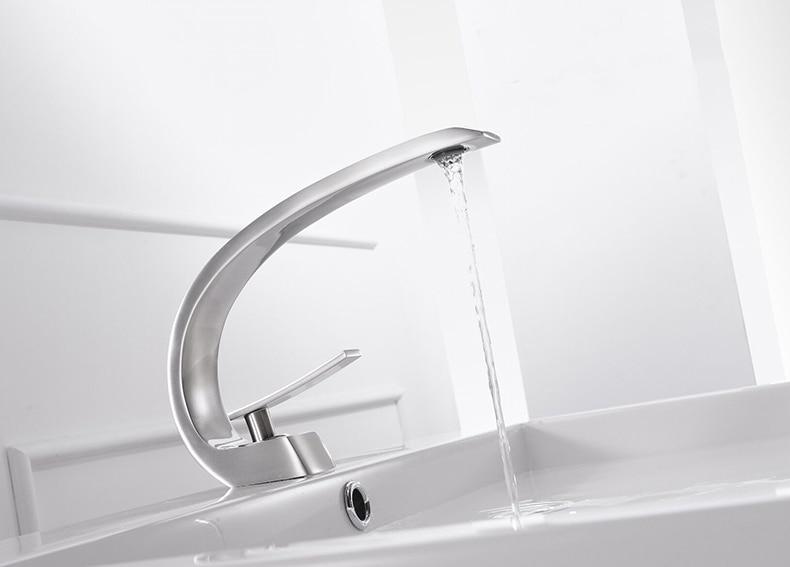 Modern Gooseneck Single-Handle Basin Faucet